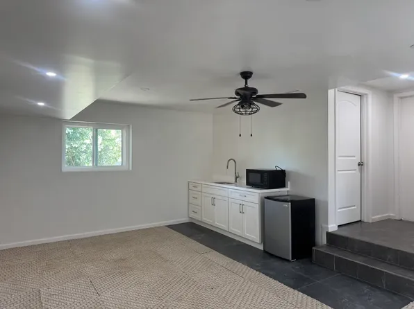 1336 Alder Pl #B, Davis, CA 95618