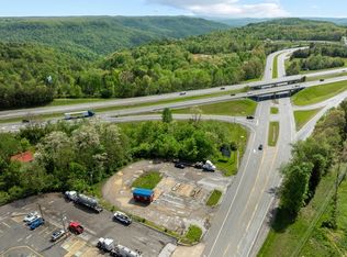 920 S Holly St, Monterey, TN 38574