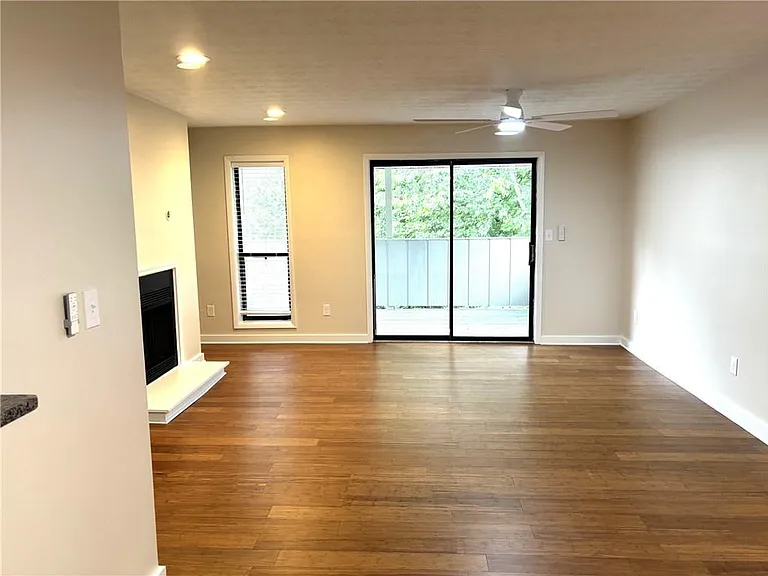 504 Wynnes Ridge Cir SE — Photo 11