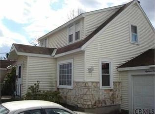 1813 Bernice St, Schenectady, NY 12303