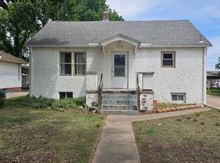 314 Roughton St, Jetmore, KS 67854