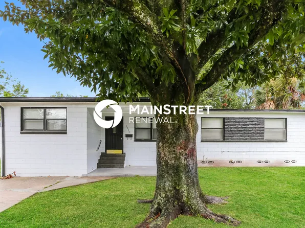 7032 Mayapple Rd, Jacksonville, FL 32211