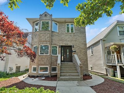 3638 N Kedzie Ave, Chicago, IL, 60618