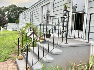 37 Laurel Vw, Wallingford, CT 06492