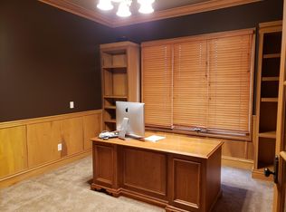 4494 N 2025th St, Paris, IL 61944