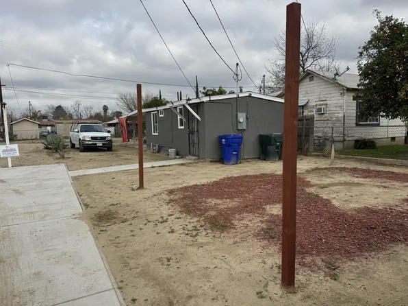 8310 Panama Rd, Lamont, CA 93241