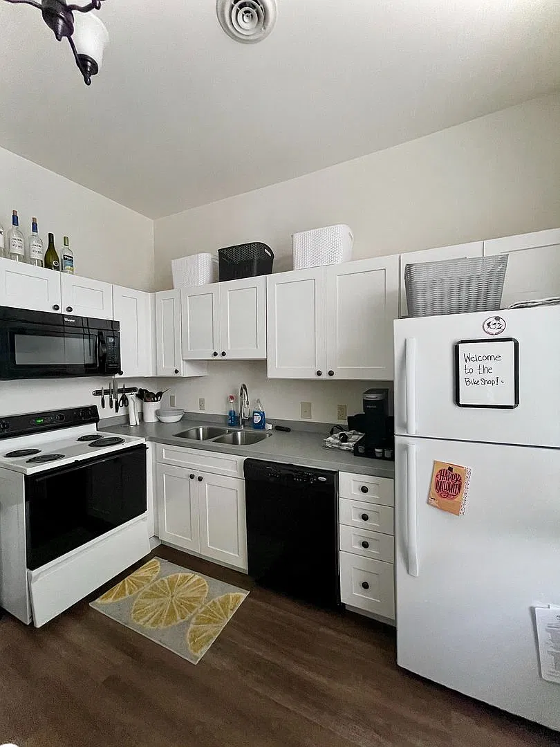 Available August 2027- 2 bedroom apartment — Photo 3