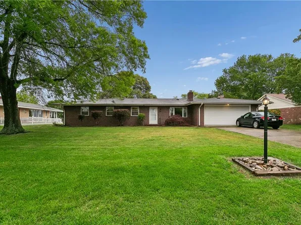 1709 Beach Rd, Hampton, VA 23664