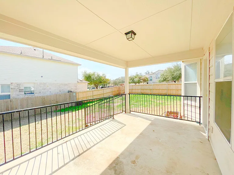 11313 Los Comancheros Rd — Photo 28