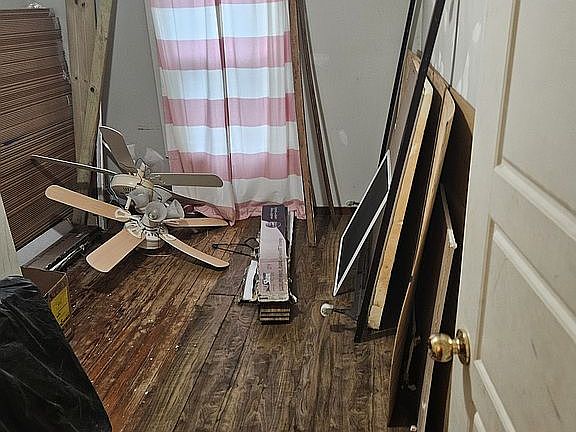 4th image of 1314 Linden Ave