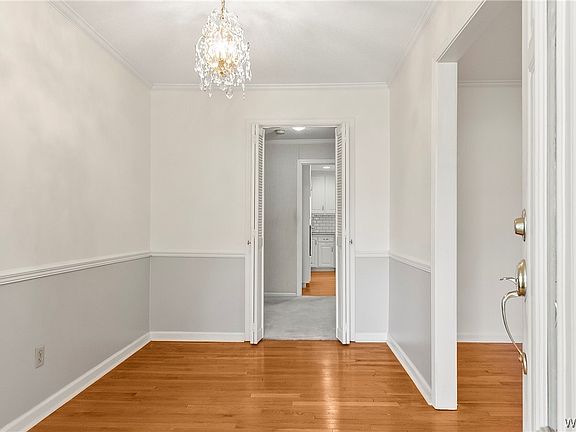 2nd image of 5605 Woodberry Ln
