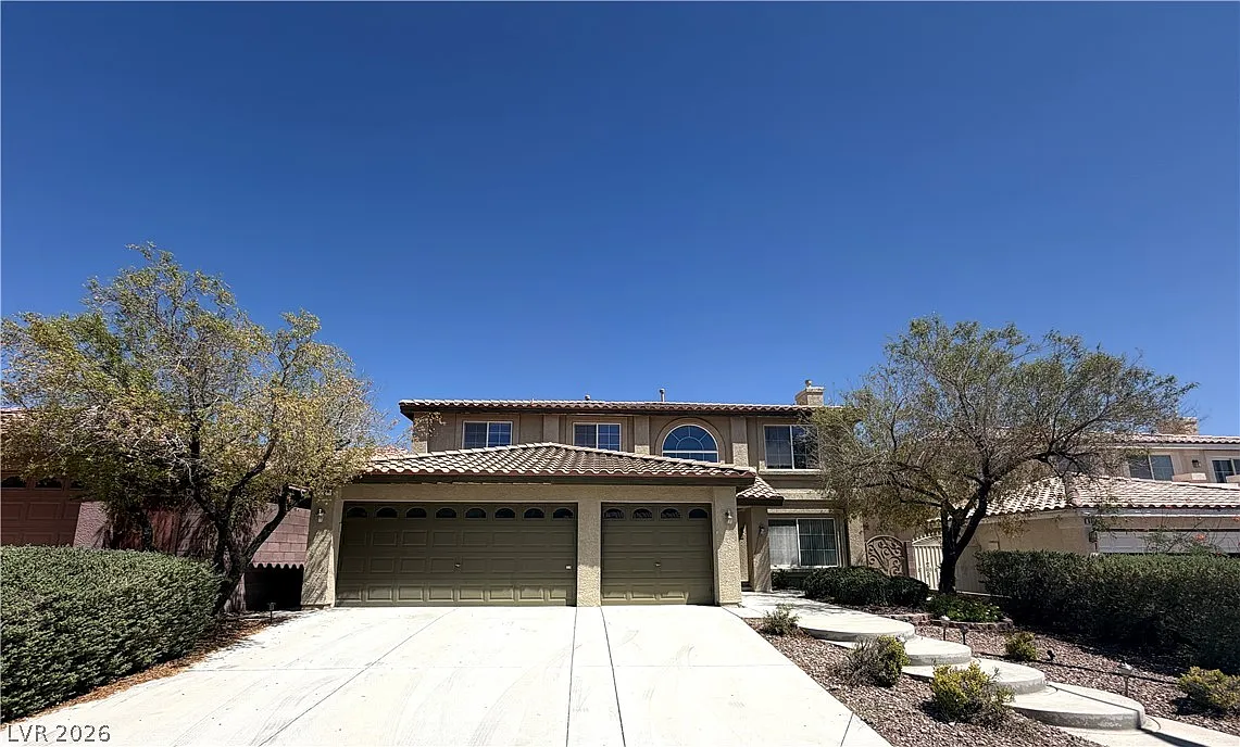 5 bed, 3.0 bath, 3297 sqft, $2,840 — Photo 1