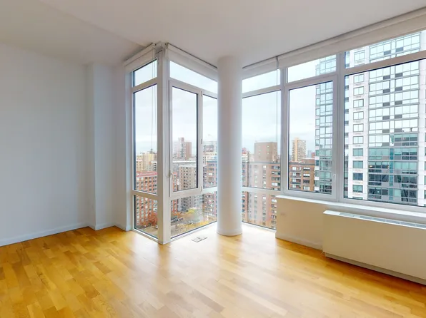 795 Columbus Avenue image 1 of 9