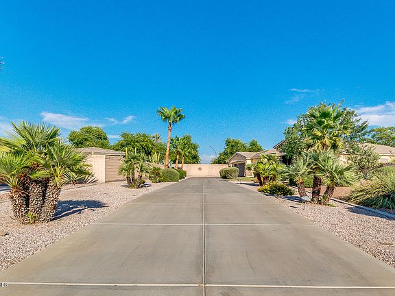 4th image of 7701 N 83rd Dr