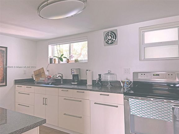 4th image of 8010 East Dr APT 107
