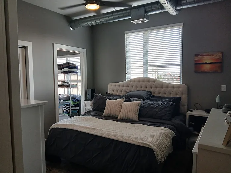 721 E North St #4C — Photo 28