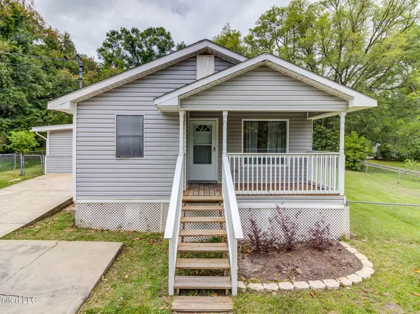 25320 Alpine Rd, Pass Christian, MS 39571