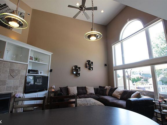 5th image of 37909 Sunnybrook St