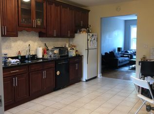 7 High Street Pl #1R, Brookline, MA 02445