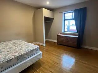 66 Saint Paul St #1B, Saint Catharines, ON L2R3M2