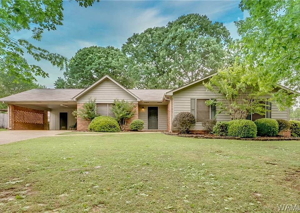 1st image of 308 Country Oaks Dr