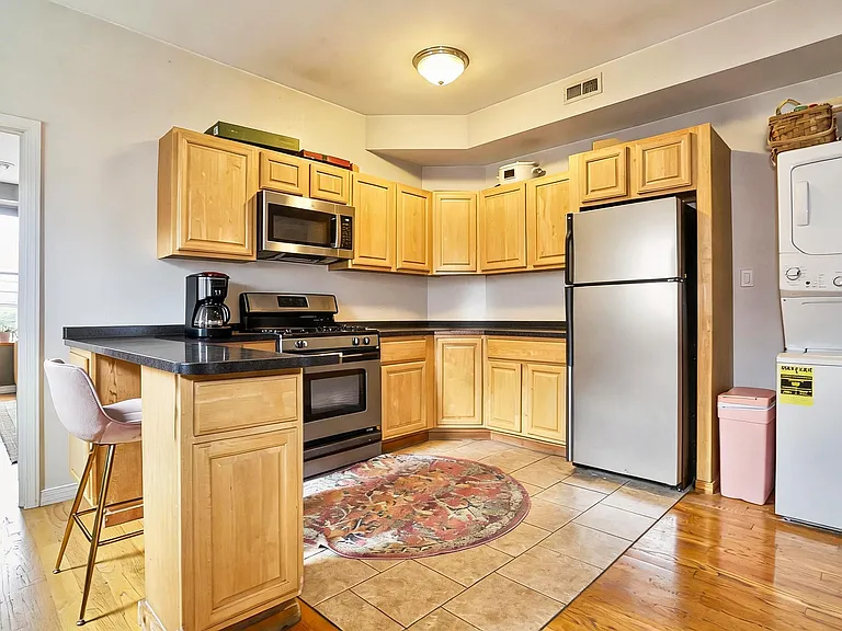 328 Palisade Ave #2 — Photo 1