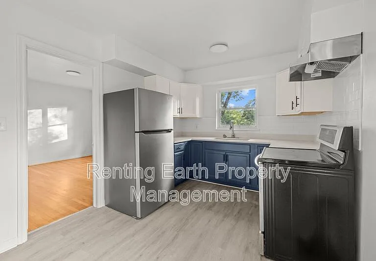 712 84th St S — Photo 11