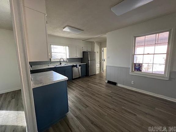 2nd image of 508 Cindy St