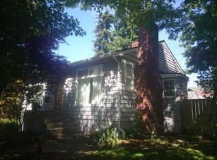 7502 17th Ave NW, Seattle, WA 98117