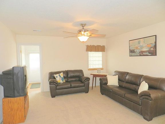 3012 Chimayo Meadows Living Room