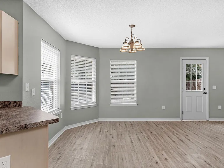 6707 Cedar Ridge Cir — Photo 7