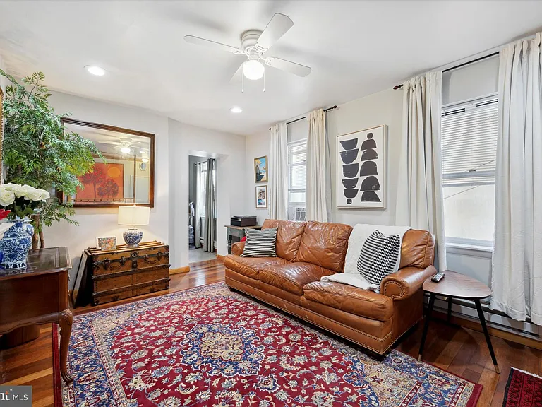 621 S 16th St #3 — Photo 4