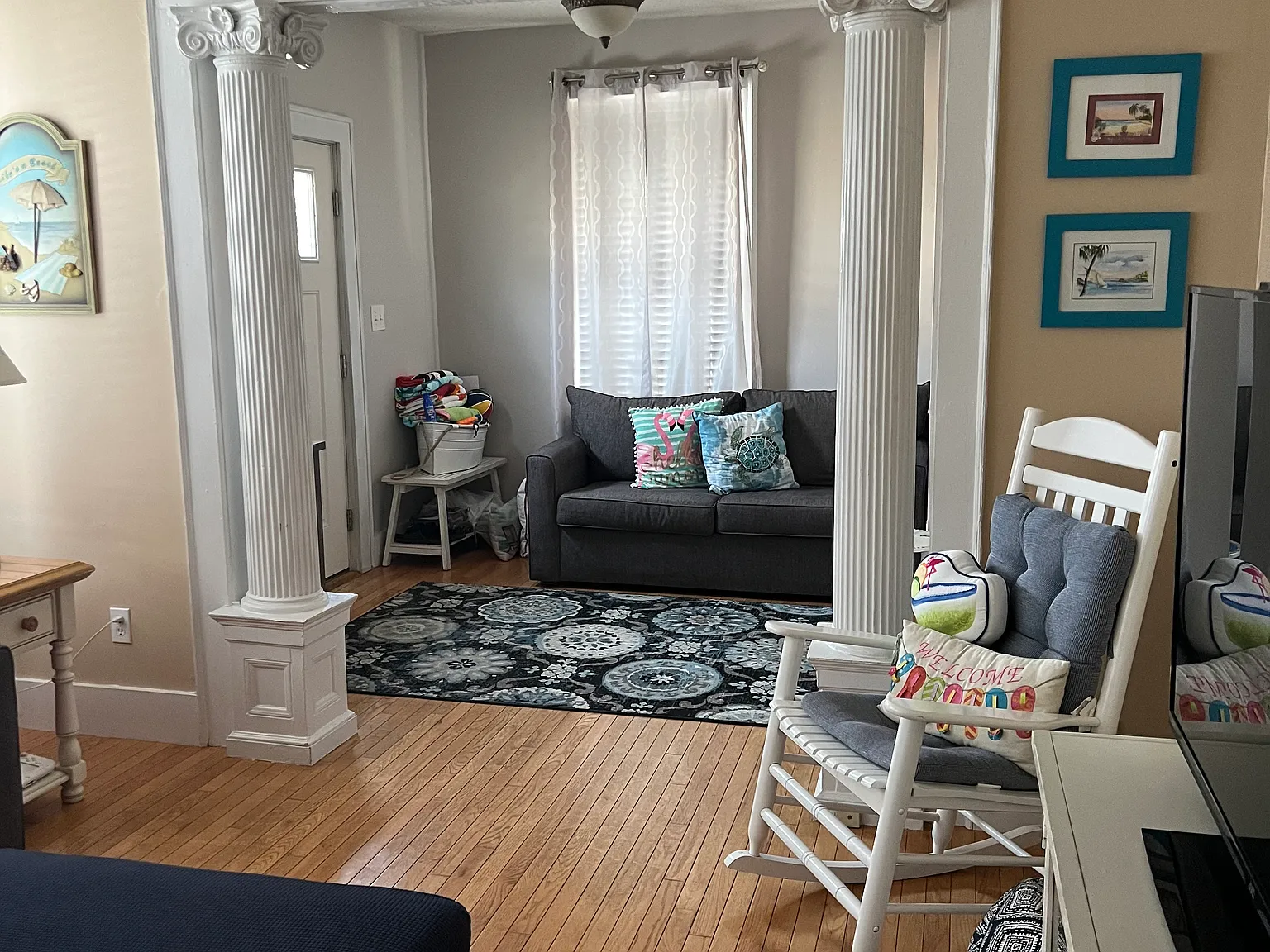2 bed, 1.5 bath, 1100 sqft, $1,900 — Photo 2