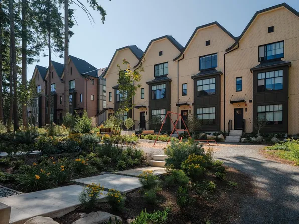 2350 165th St #137, Surrey, BC V3Z 0X6