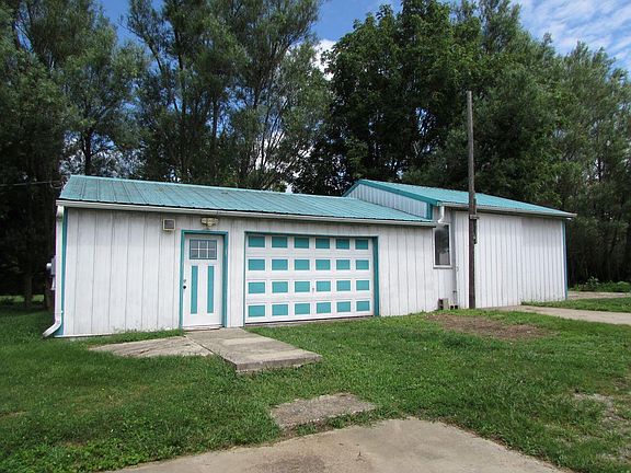 2nd image of 1007 County Road 29