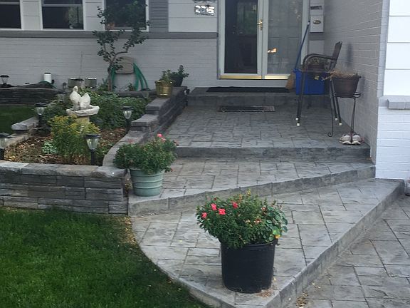 Stamped concrete entry