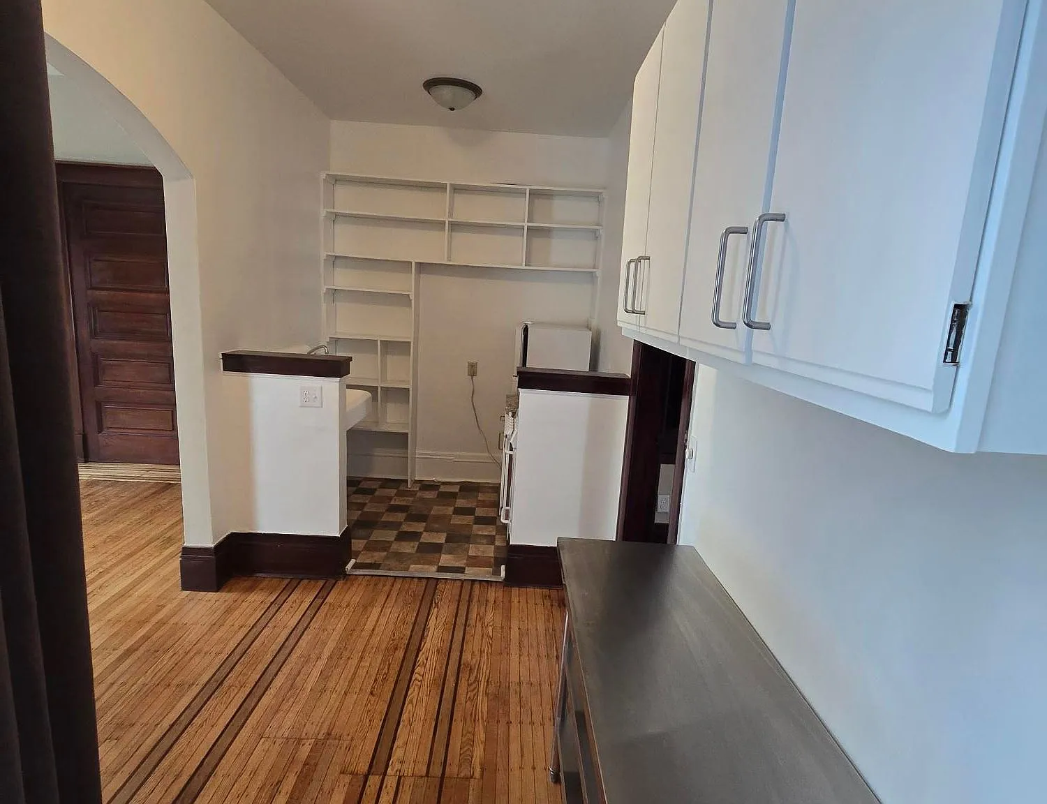 1 bed, 1.0 bath, 600 sqft, $1,295 — Photo 4