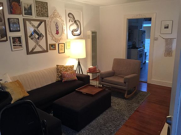 5th image of 820 10th St APT A