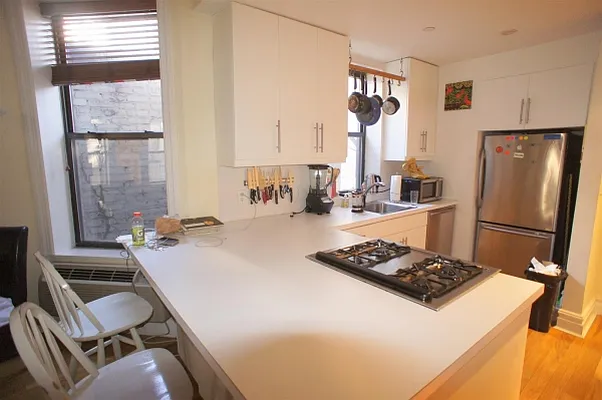 Rented by Citi Habitats | media 32