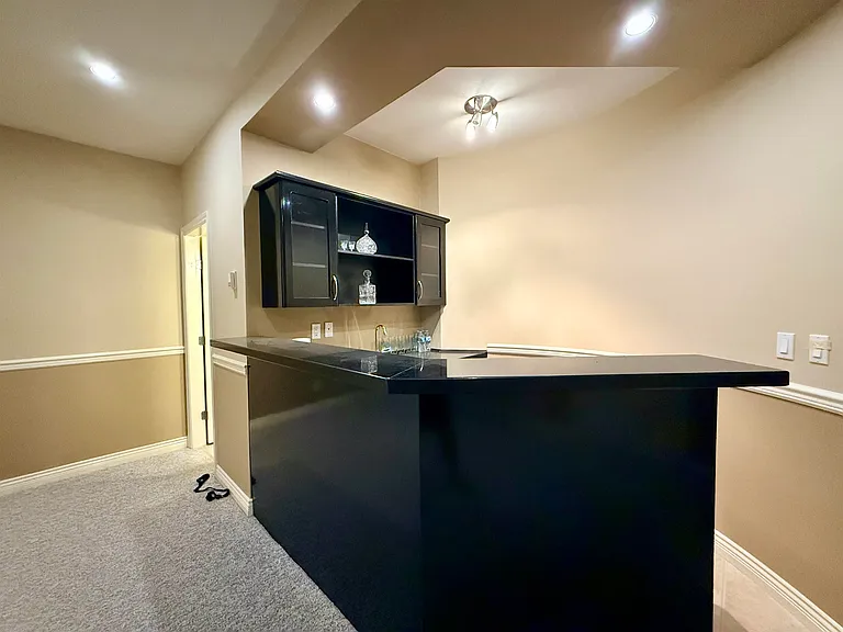 968 Burnwood Ave — Photo 34