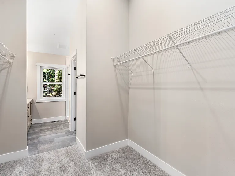 23 Byron Ln — Photo 10