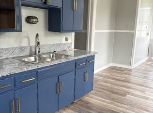 17 15th St APT 4, Buffalo, NY 14213