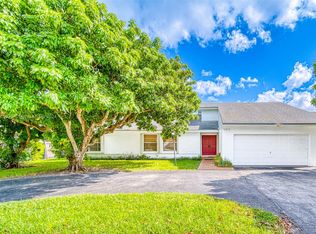 12915 SW 116th St, Miami, FL 33186