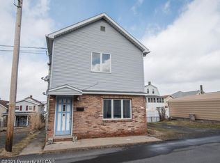 10 Jenks Ln, Wilkes Barre, PA 18702