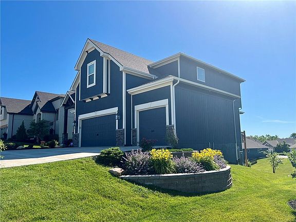 3rd image of 12875 N Champanel Way