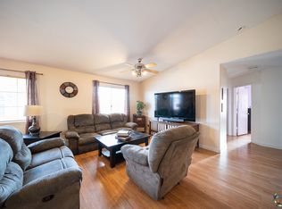 42 E 2nd St, Heber, CA 92249