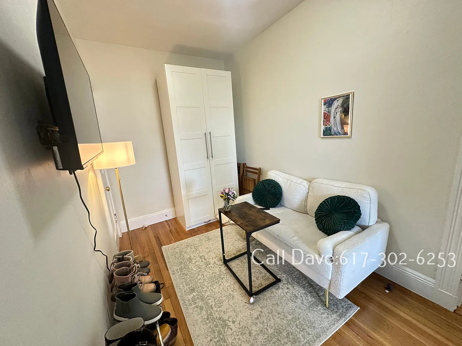 3 bed, 900 sqft, $2,895 — Photo 1
