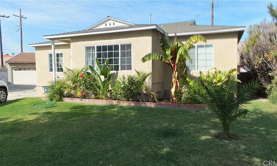 2nd image of 2743 Candlewood St