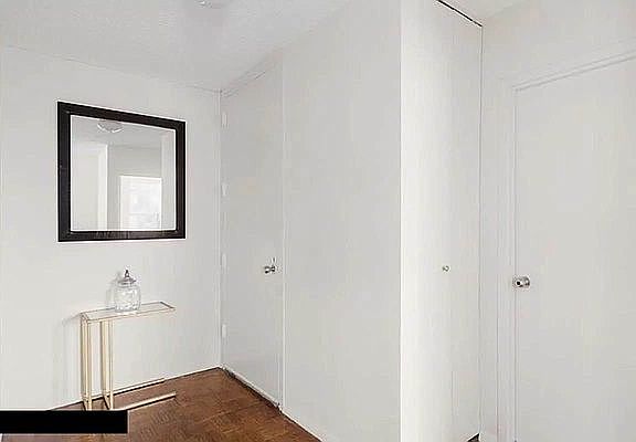 3rd image of 404 E 79th St #20CA