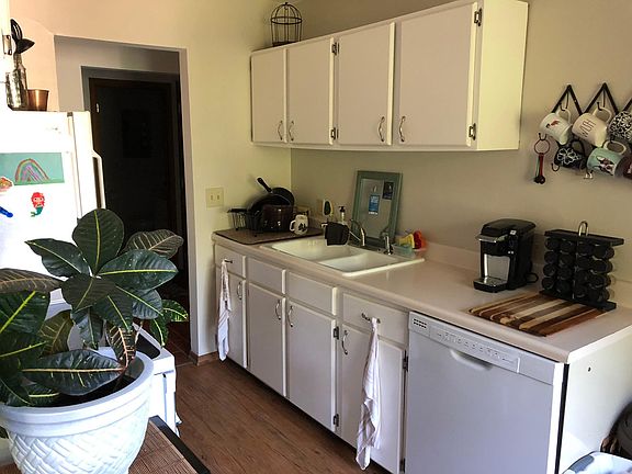 2nd image of 3836 Nicollet Ave #106